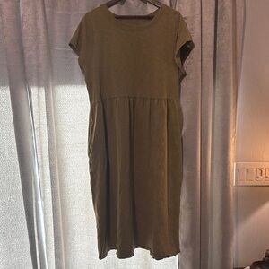 Universal Thread Olive Green Midi Dress